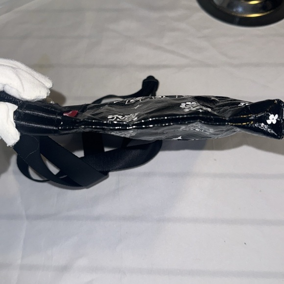 Supreme 2021 Bandanna Trap Side Bag EUC - Picture 11 of 11